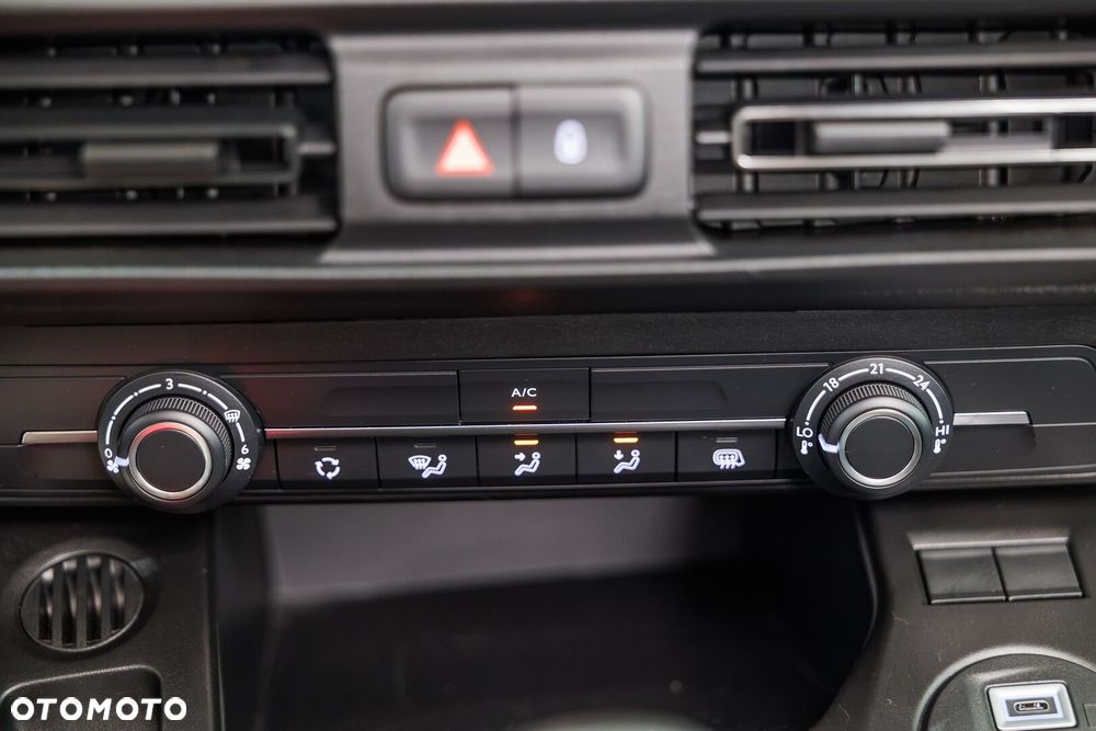 Toyota PROACE CITY - 36