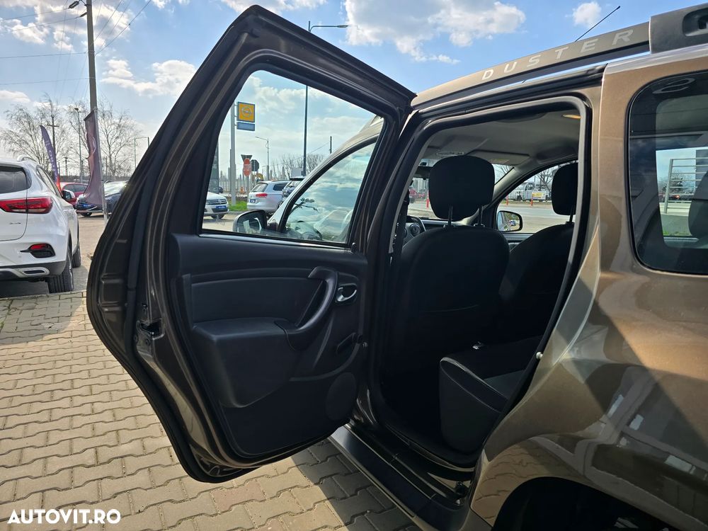 Dacia Duster 1.6 SCe Prestige jante 16" - 15