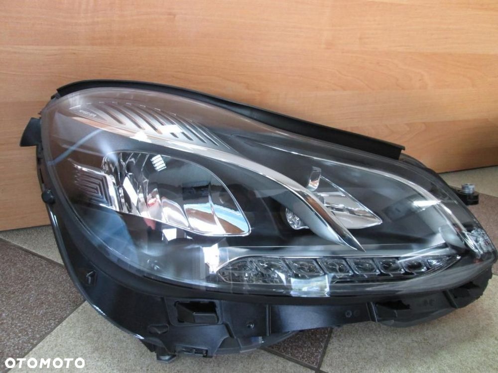 lampa Mercedes E-klasa 212 LIFT LED 2128204939 - 4
