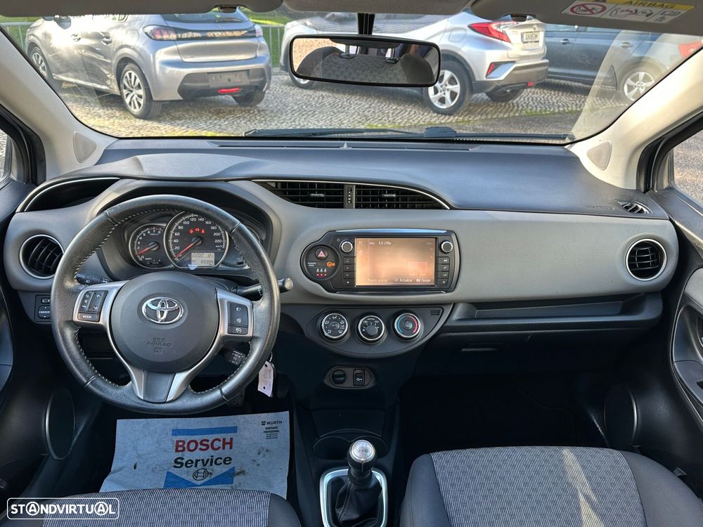 Toyota Yaris 1.0 VVT-i Comfort Plus - 12