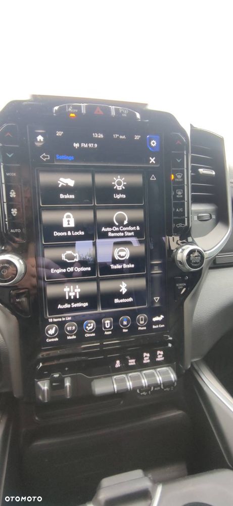 RAM 1500 Crew Cab Laramie - 8