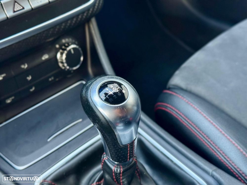 Mercedes-Benz A 180 d AMG Line - 47