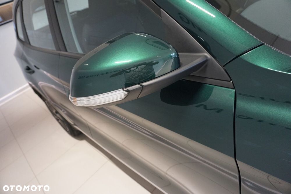 MG ZS - 13
