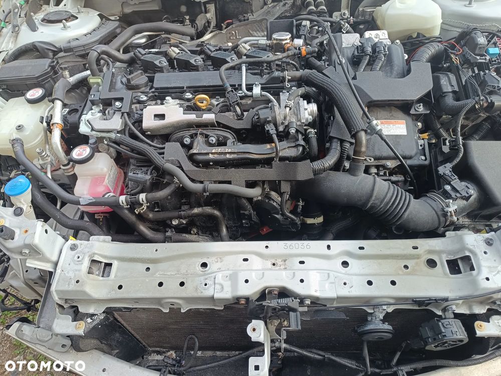 Toyota Corolla 2.0 Hybrid GR Sport - 16