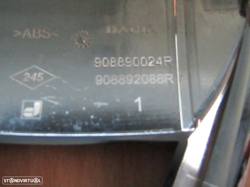 Emblema Dacia Sandero / Duster / Logan (ver referencia) - 5