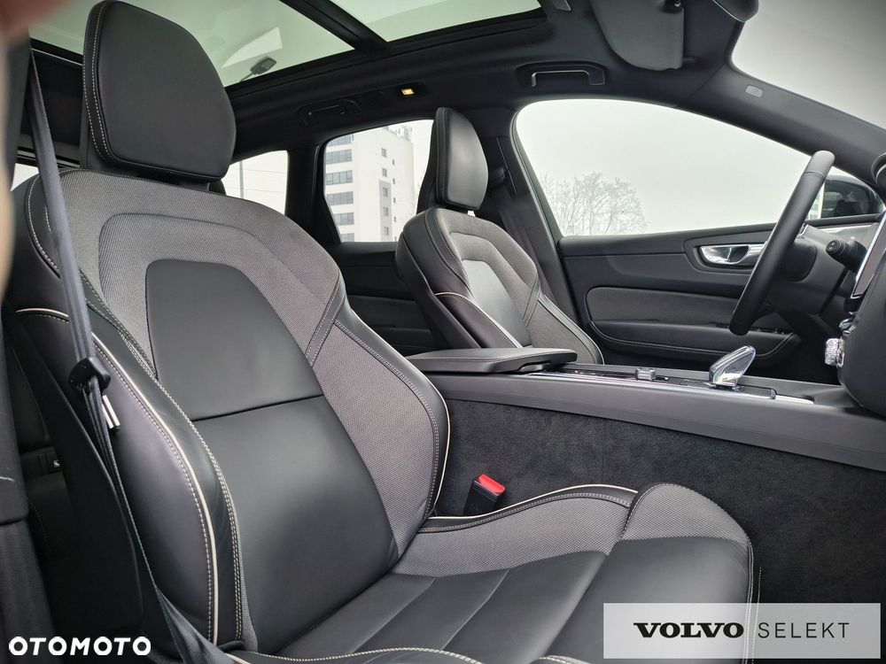 Volvo XC 60 - 22