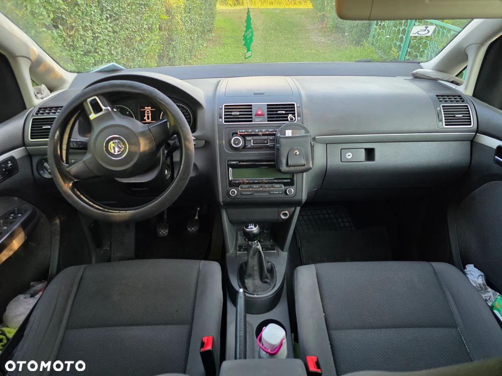 Volkswagen Touran 1.6 TDI DPF BlueMotion Technology Trendline - 7