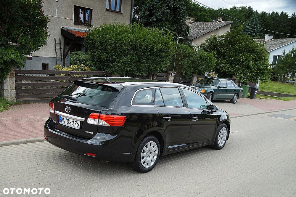 Toyota Avensis 1.8 Prestige - 9