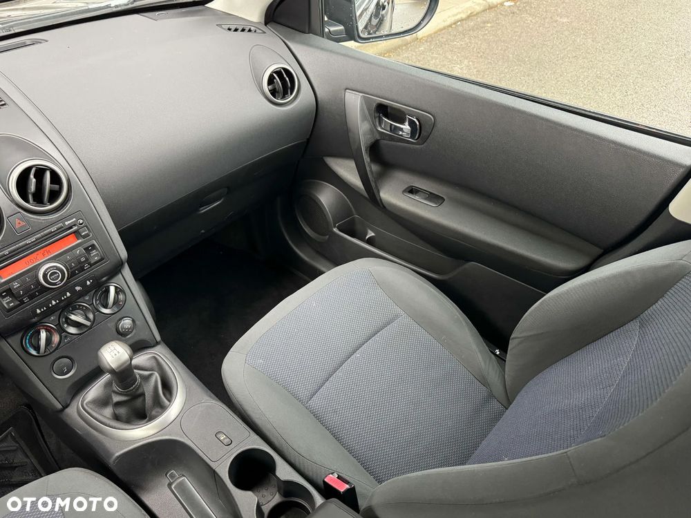 Nissan Qashqai 1.6 visia - 20