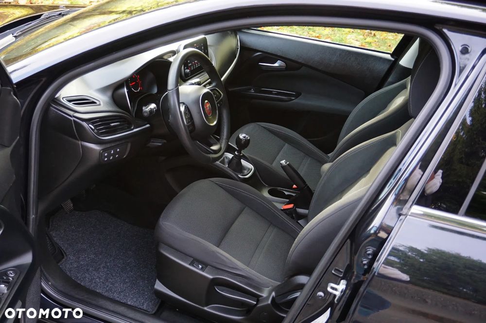 Fiat Tipo 1.4 T-Jet Business Line - 21