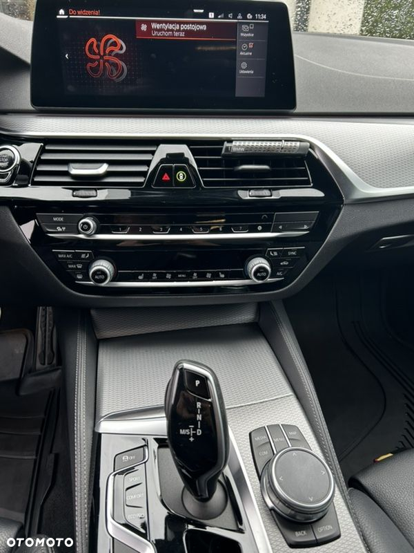 BMW Seria 5 520d xDrive M Sport sport - 15