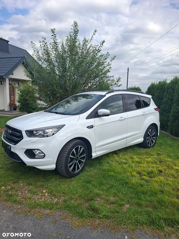 Ford Kuga - 13