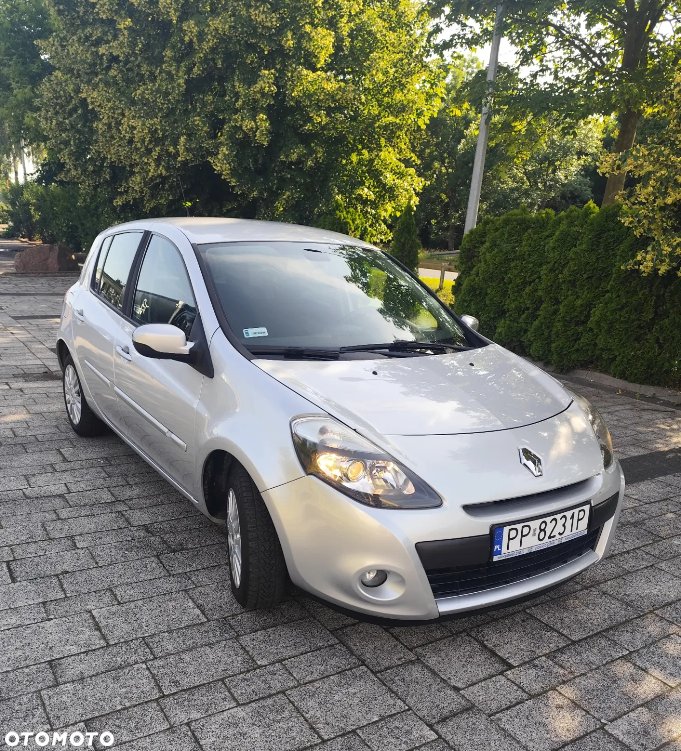 Renault Clio - 2