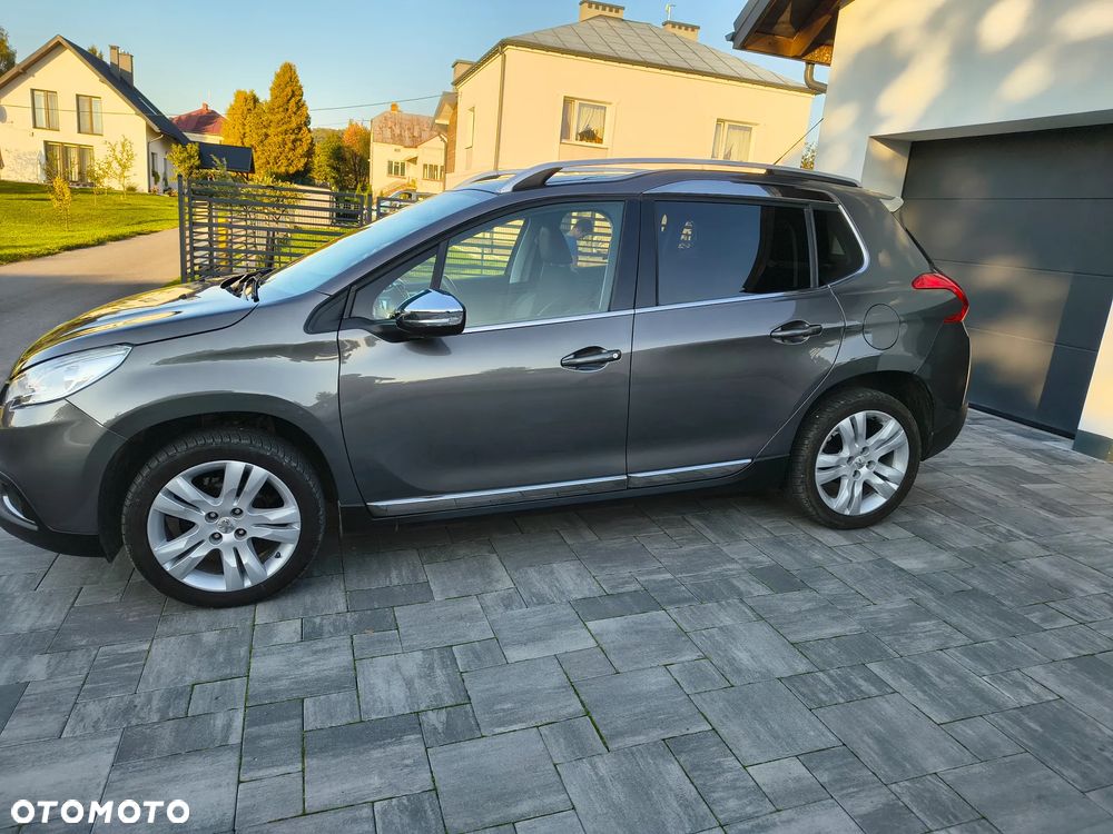 Peugeot 2008 PureTech 82 Allure - 9
