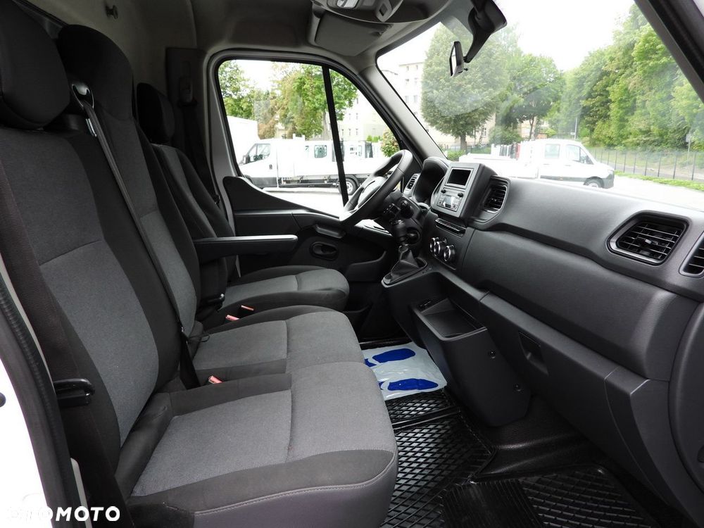 Renault MASTER PLANDEKA WINDA 8 PALET TEMPOMAT LEDY BLIŹNIACZE KOŁA KLIMATYZACJA  145KM - 36