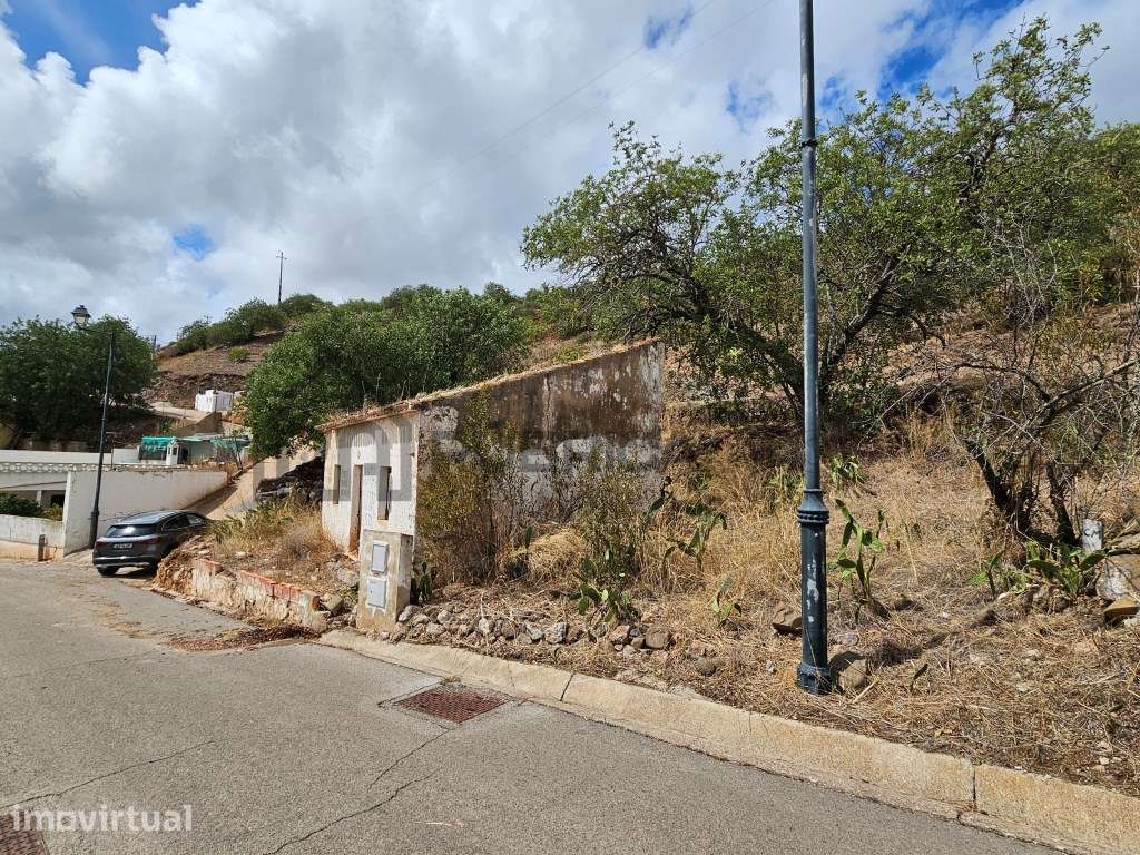 terreno com ruína em Alte para construção de Moradia - Grande imagem: 4/8
