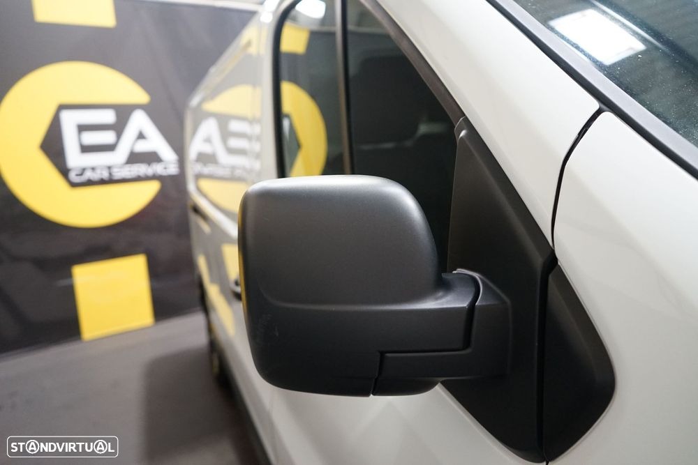 Renault Trafic 1.6 dCi L2H1 1.2T - 10