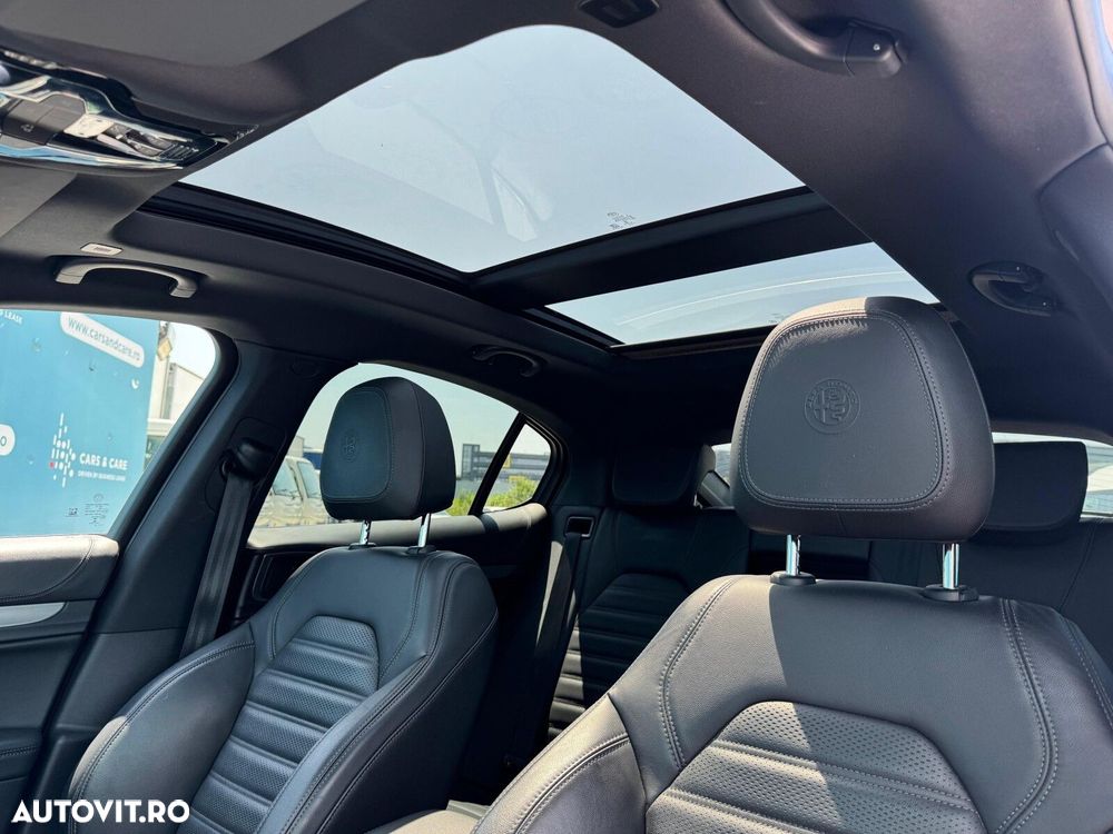 Alfa Romeo Stelvio - 11