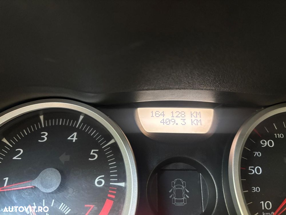 Renault Megane Sedan 1.4 16V Prima - 8