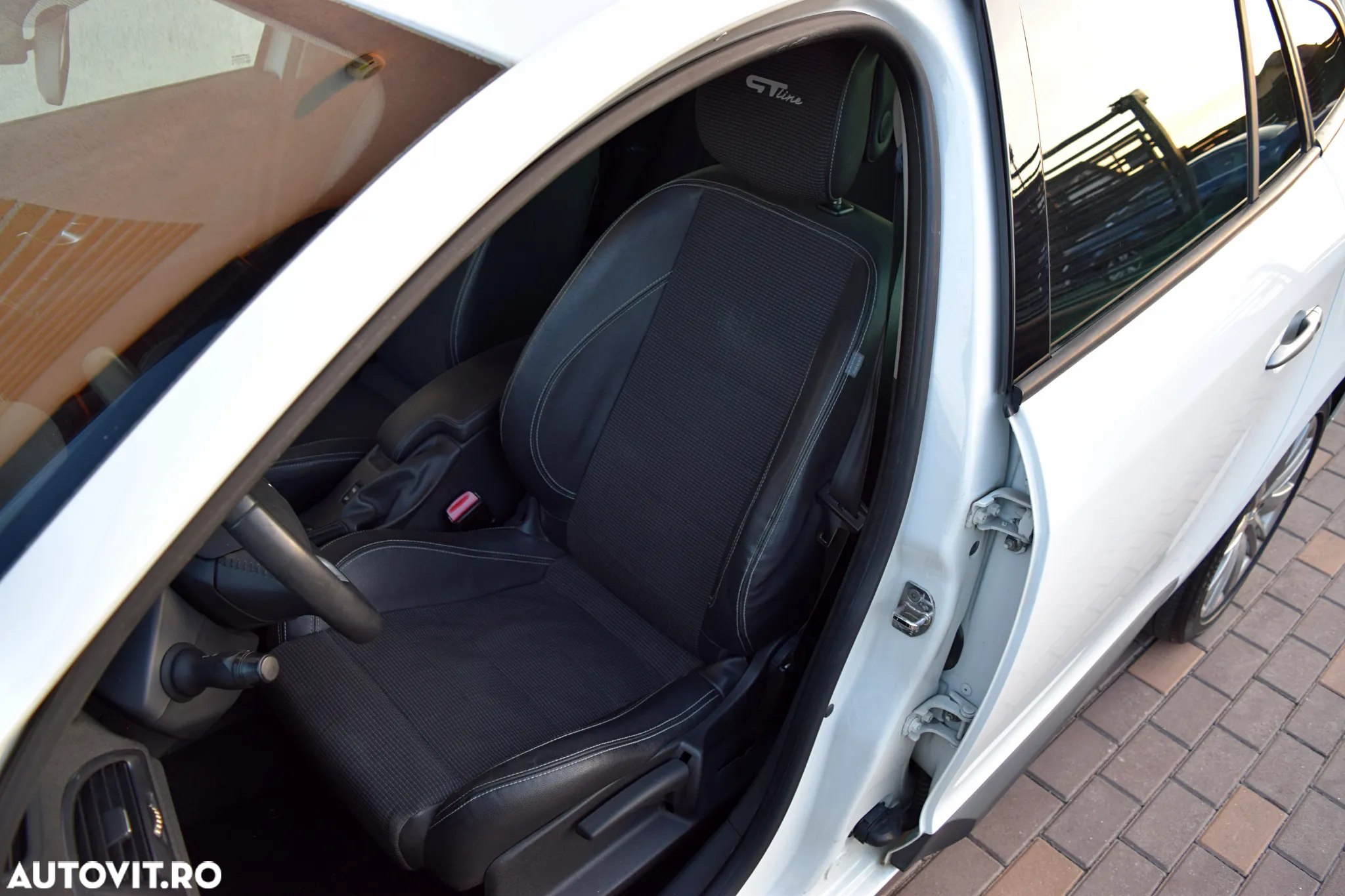 Renault Megane Grandtour ENERGY dCi 110 GT LINE - 8