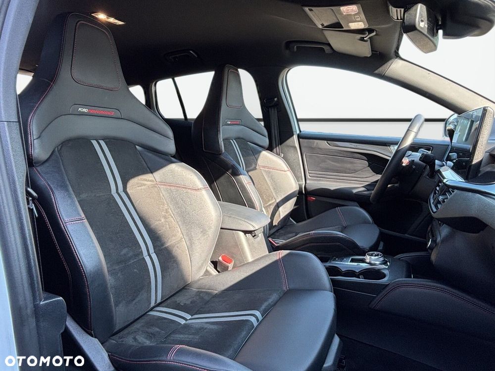 Ford Focus - 19