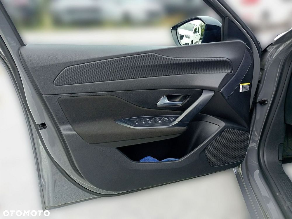 Peugeot 308 1.5 BlueHDi Active Pack S&S EAT8 - 18