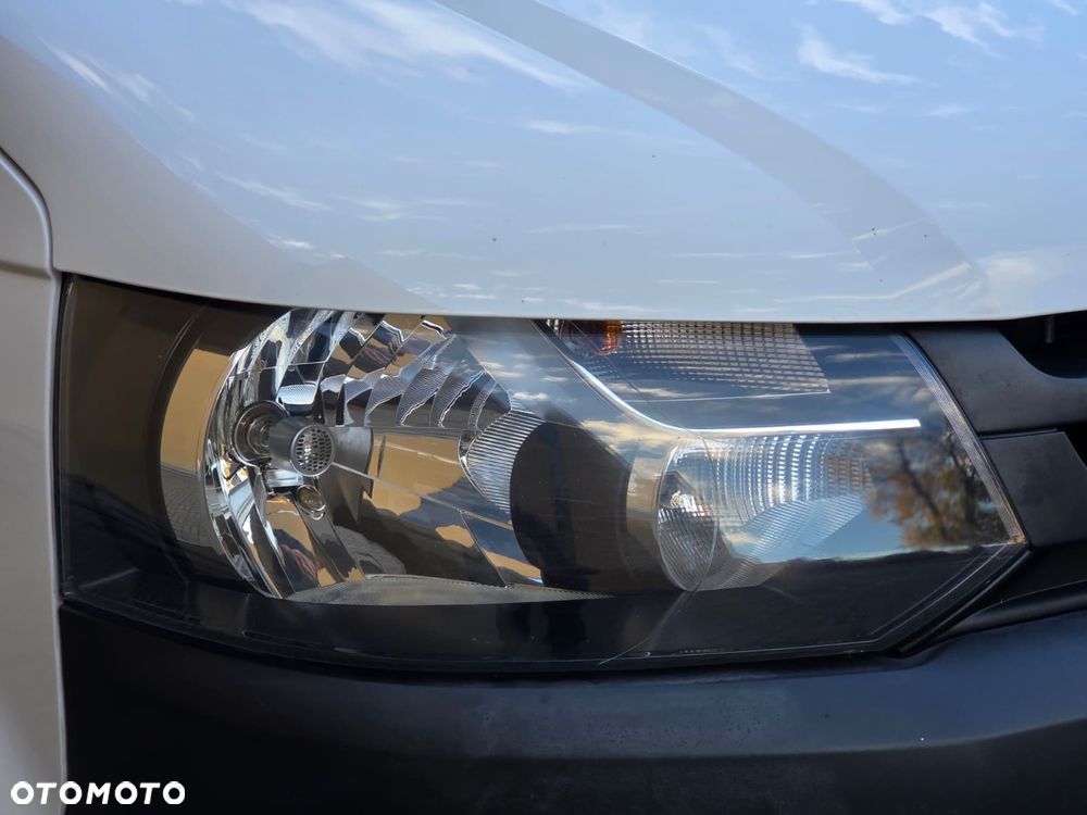 Volkswagen Transporter T5 - 26