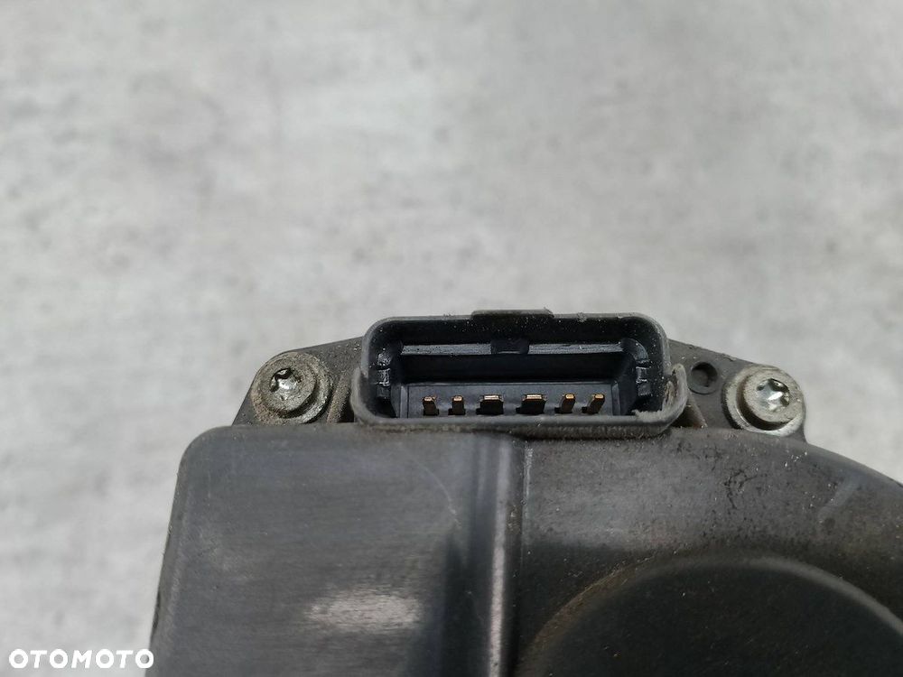 PRZEPUSTNICA PEUGEOT 307 9648053780  2.0 16V - 3