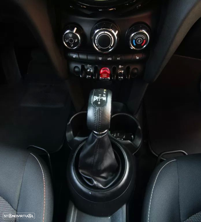 MINI 5 Portas Cooper Aut. - 25