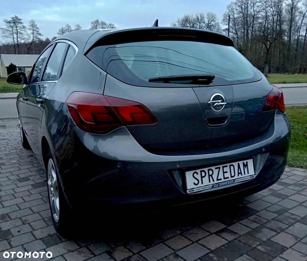 Opel Astra 1.6 NAVI - 5