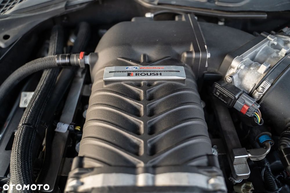 Ford Mustang 5.0 V8 GT - 37