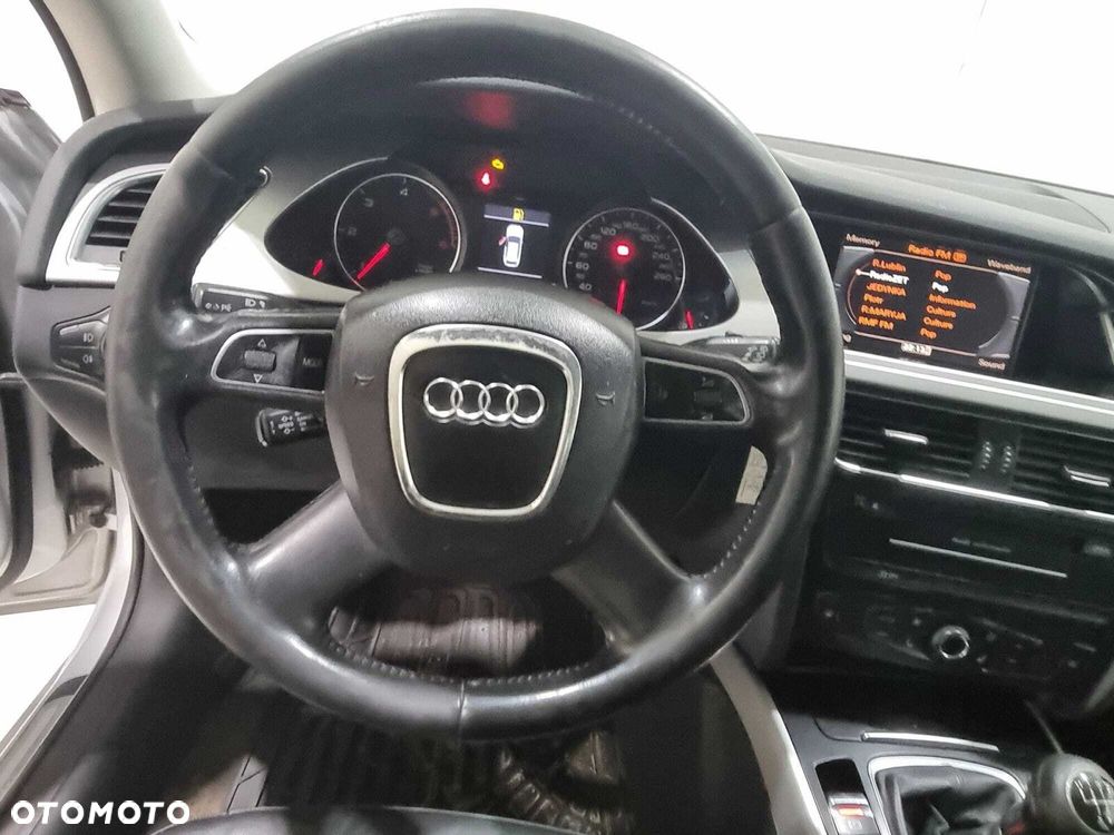 Audi A4 Avant - 22