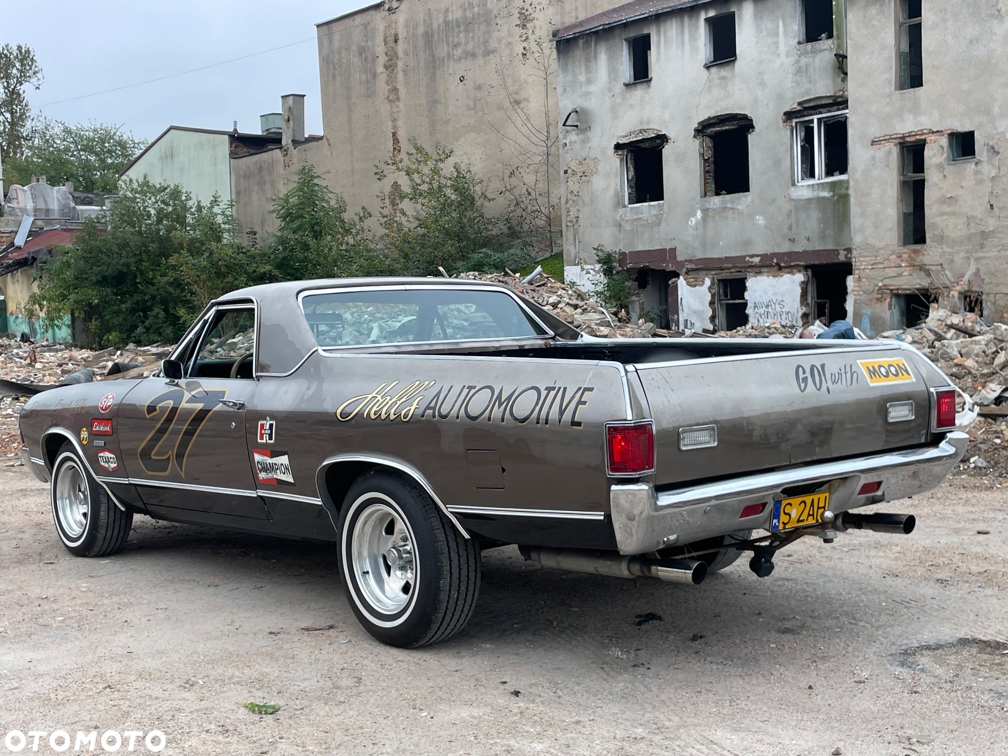 Chevrolet El Camino - 4