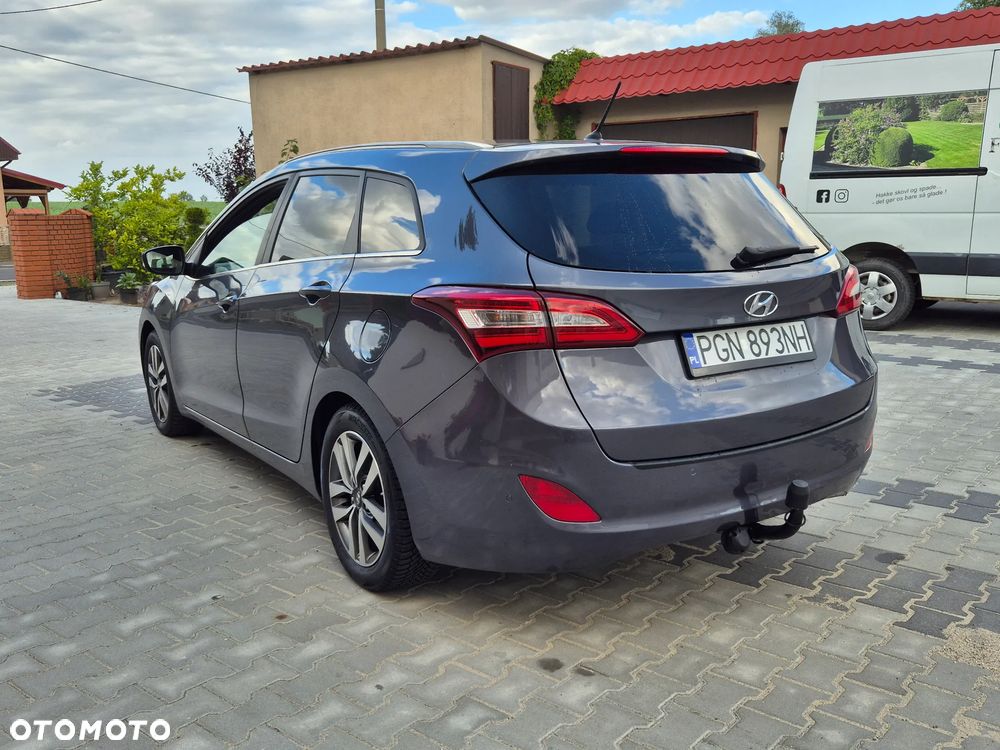 Hyundai i30 i30cw 1.6 CRDi Intro Edition - 9