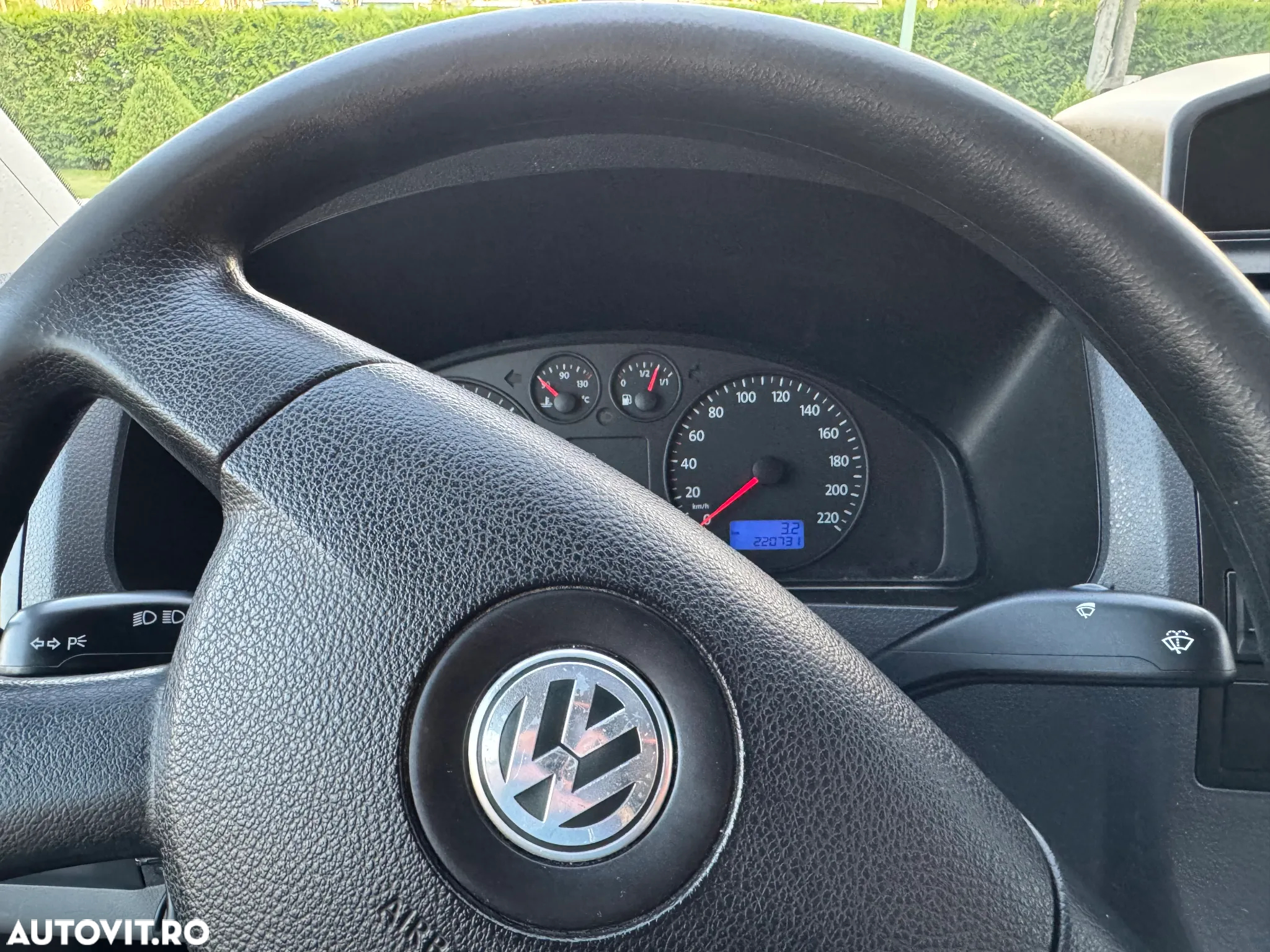 Volkswagen TRANSPORTER T5 - 11
