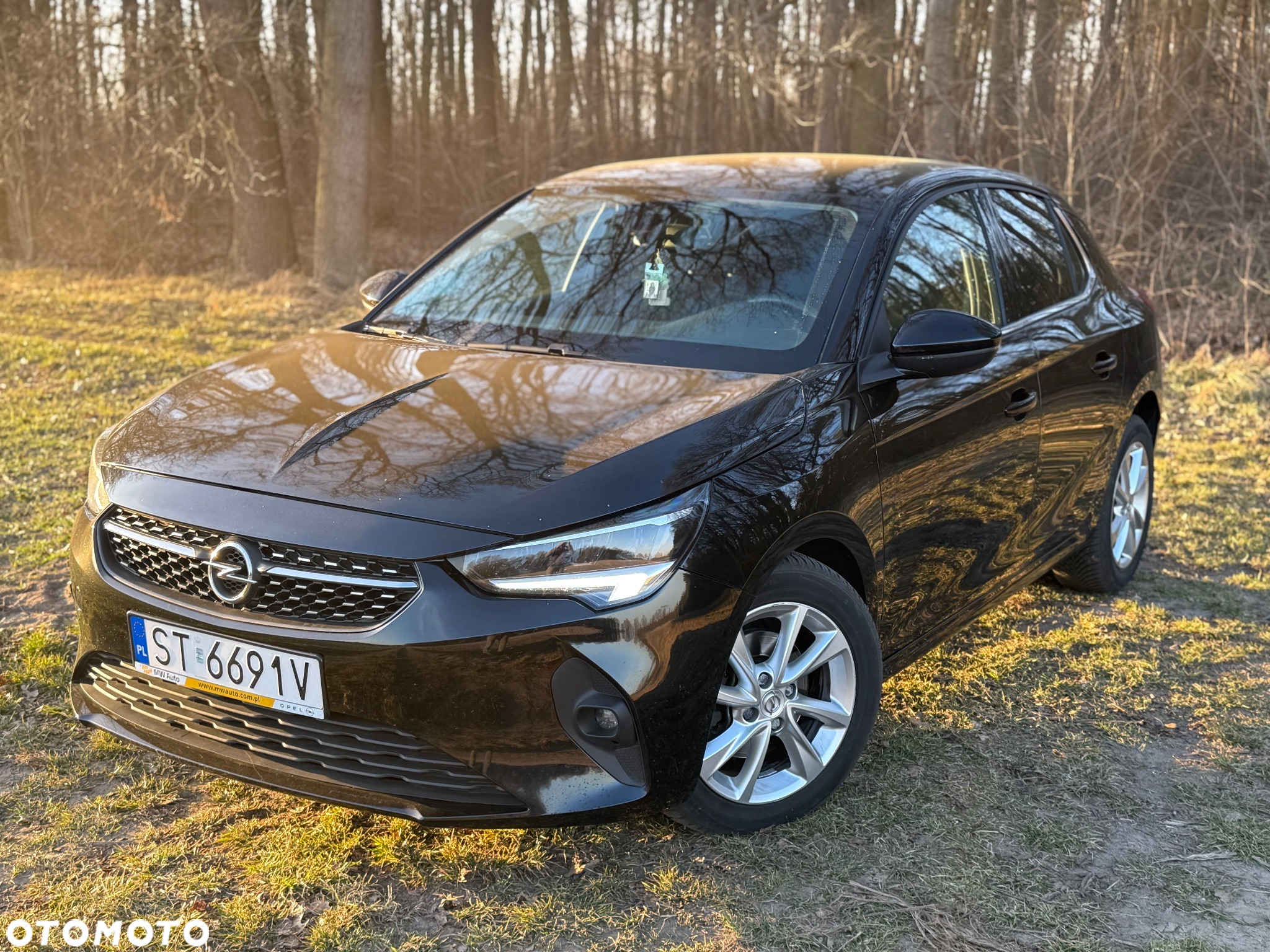 Opel Corsa 1.2 Elegance S&S - 2