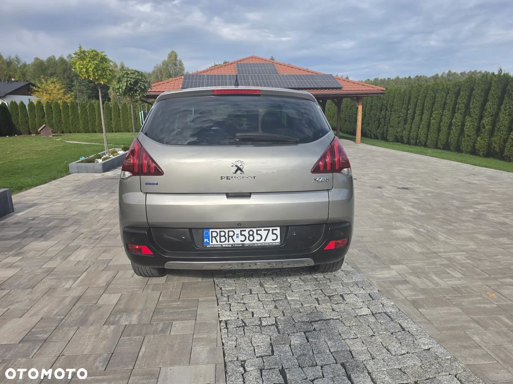 Peugeot 3008 HDi FAP 115 Family - 17