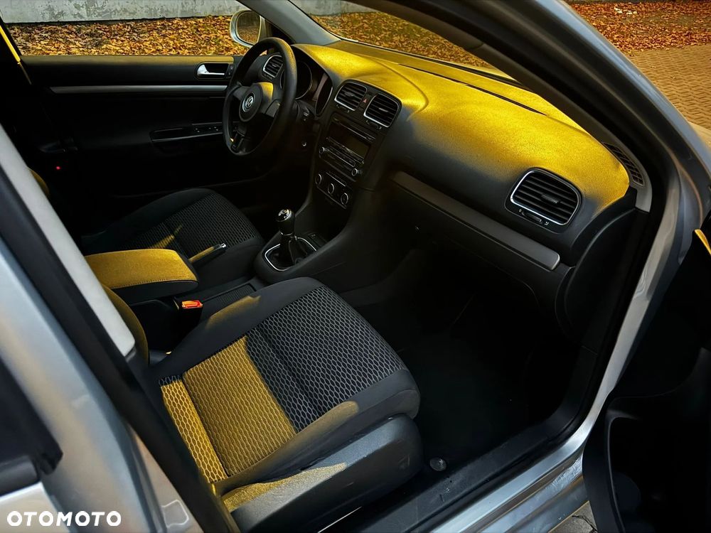 Volkswagen Golf 1.6 TDI Comfortline - 14