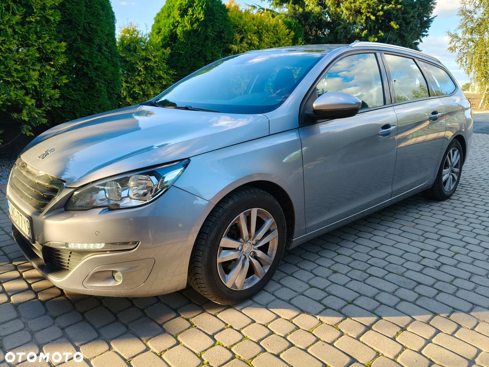 Peugeot 308 - 1