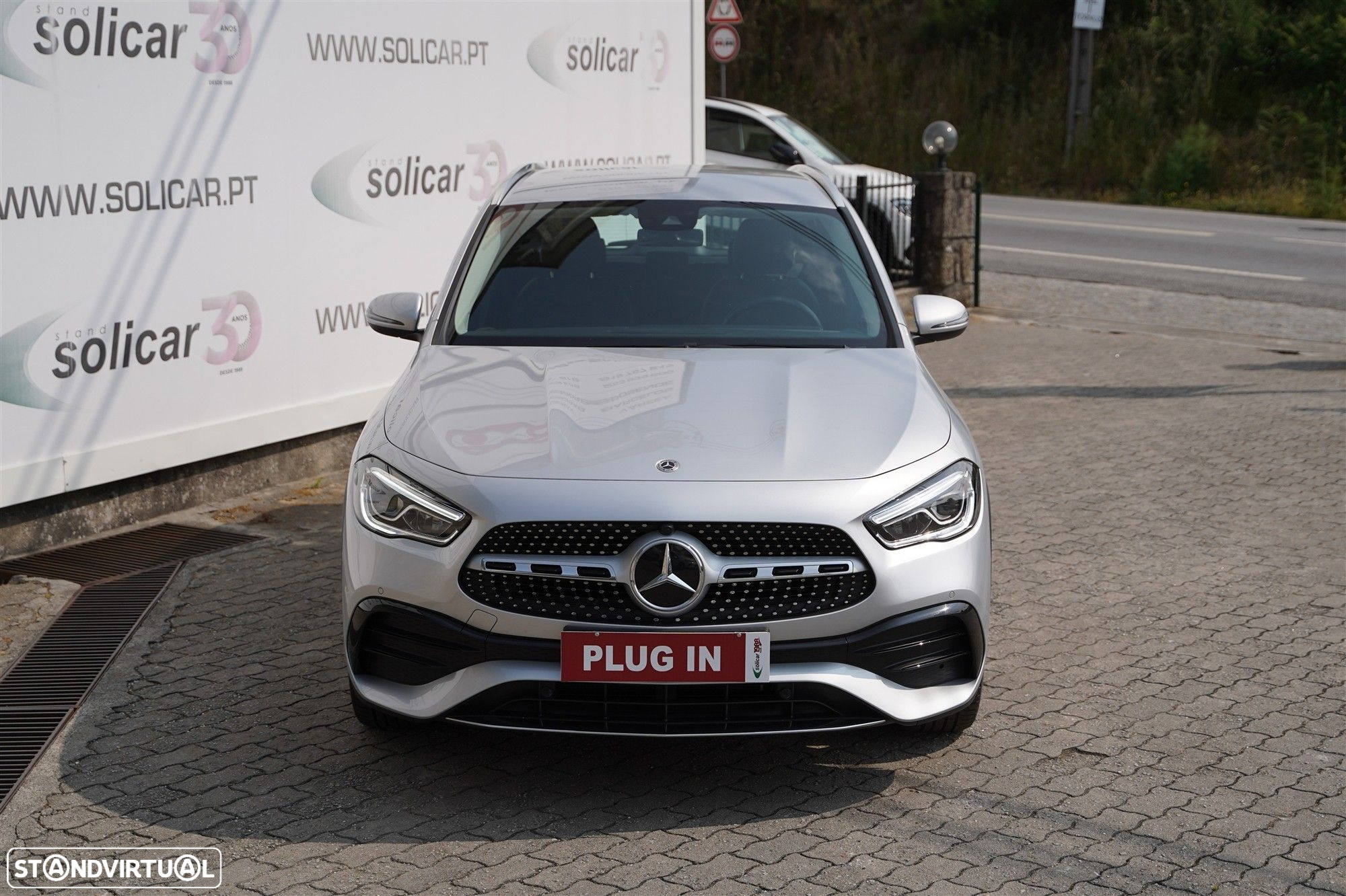 Mercedes-Benz GLA 250 e AMG Line - 9
