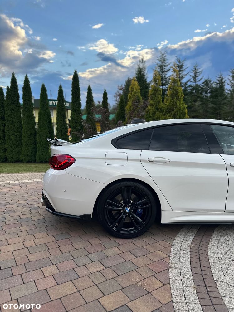 BMW Seria 4 435i xDrive M Sport - 12