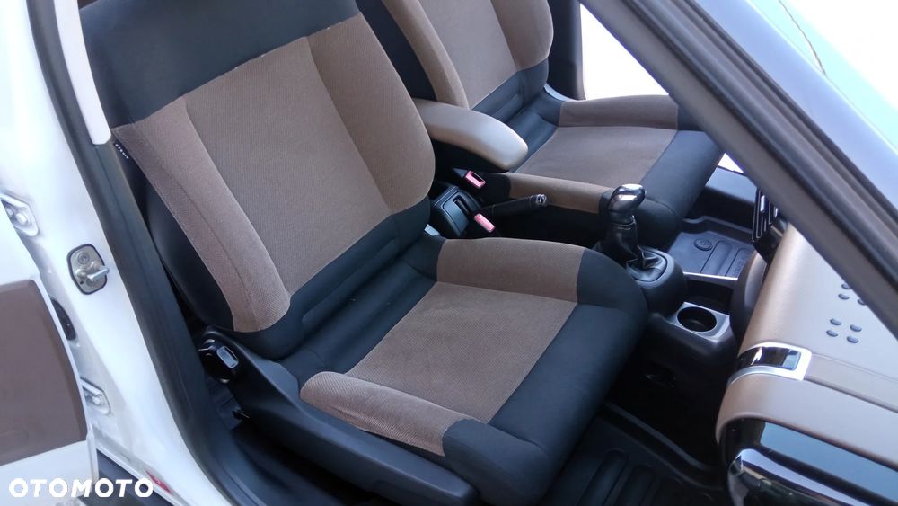 Citroën C4 Cactus - 17