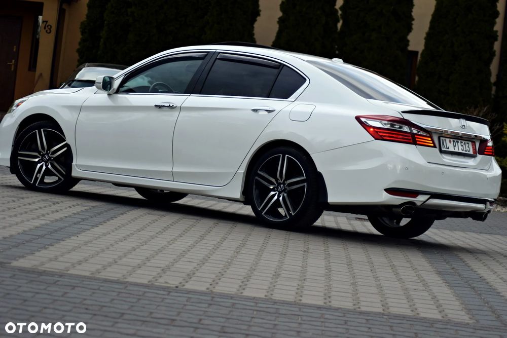 Honda Accord - 12
