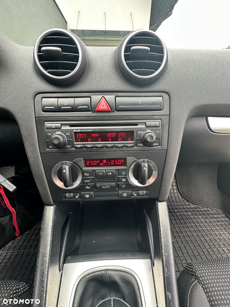 Audi A3 Sportback 2.0 TDI Ambition - 24