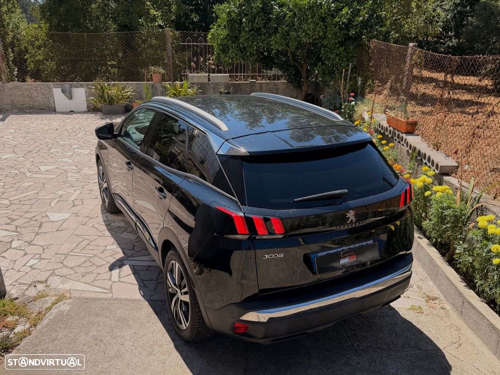 Peugeot 3008 1.2 PureTech Allure EAT6 - 18