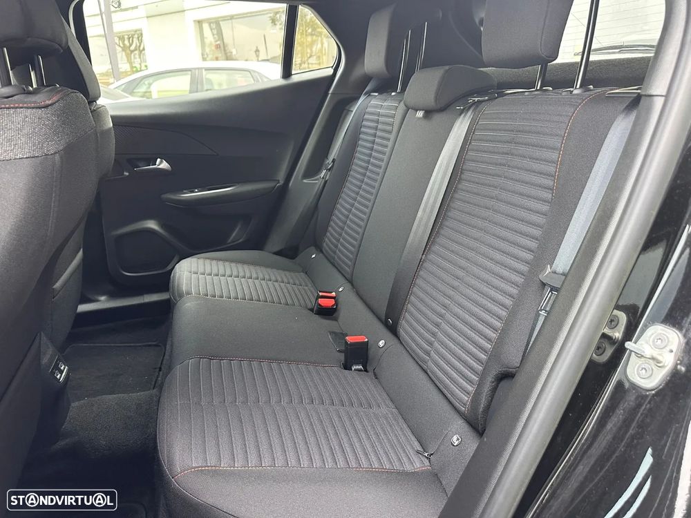 Peugeot e-2008 50 kWh Active Pack - 5