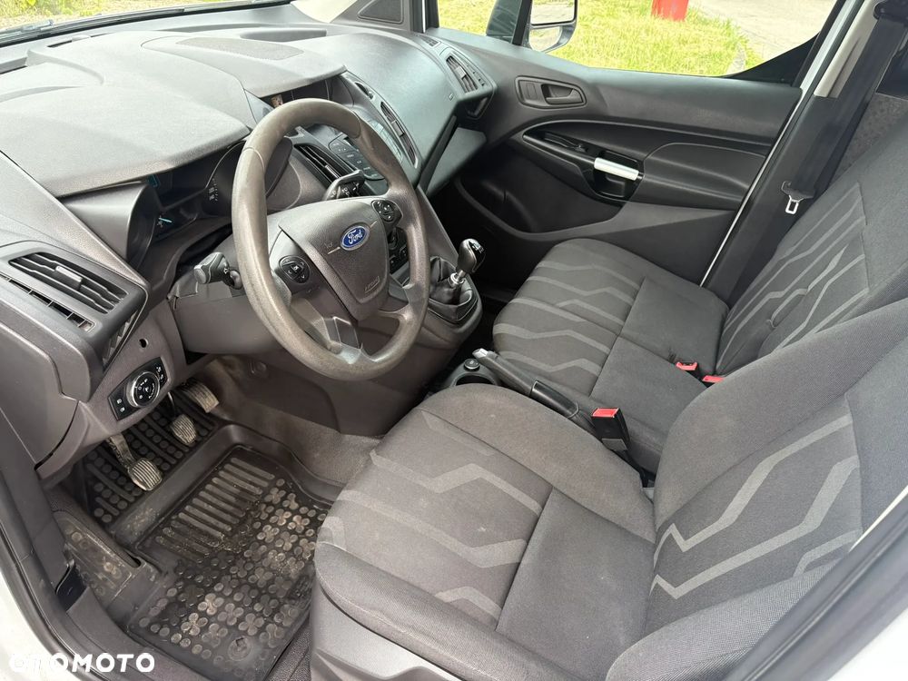 Ford Transit Connect - 9
