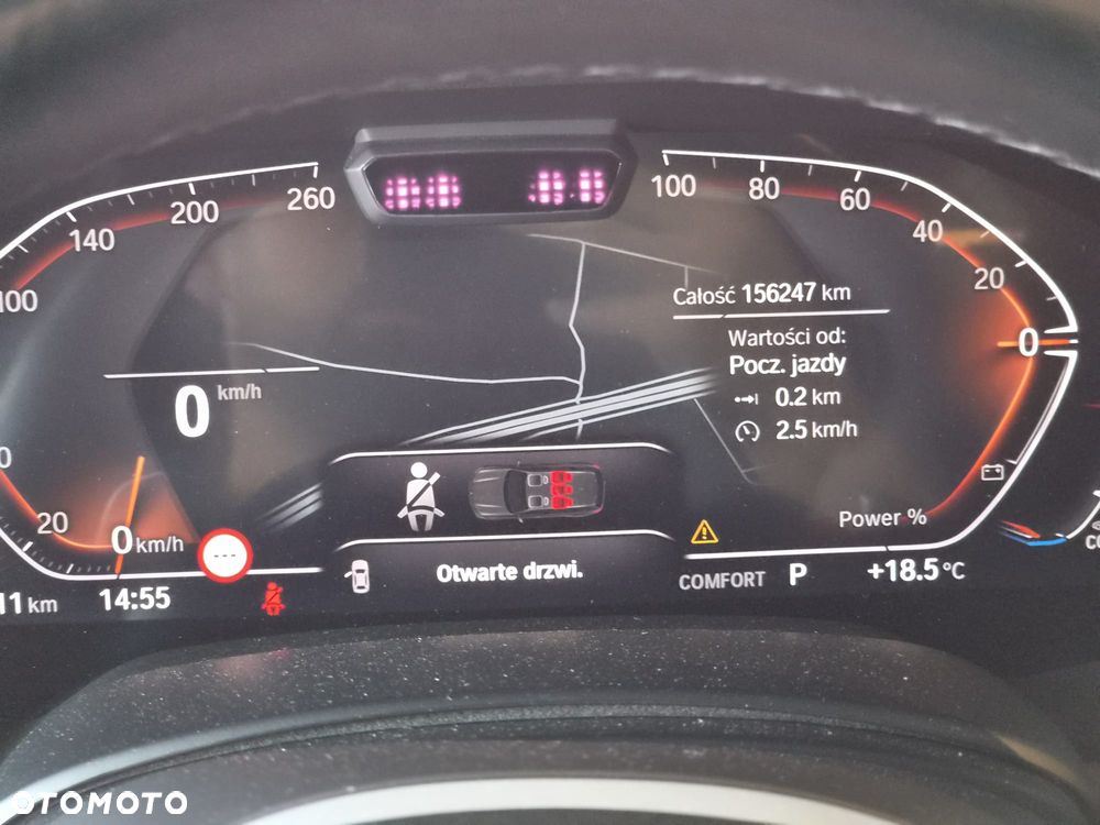 BMW X5 xDrive25d sport - 27