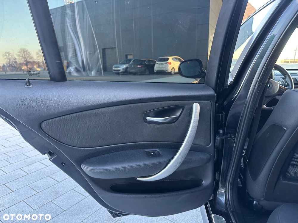 BMW Seria 1 - 9