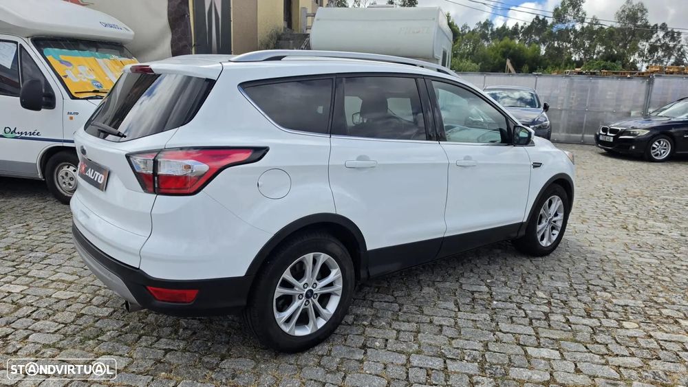 Ford Kuga 1.5 TDCi EcoBlue Titanium - 5